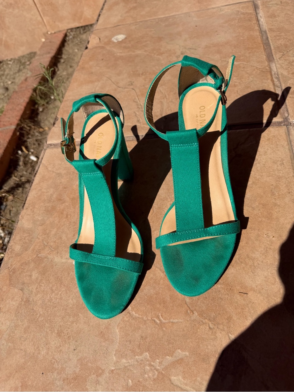 Old Navy Green T-Strap Block Heel Sandals
